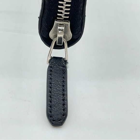 Auth Gucci Micro Guccissima Round Zip
544473.2149 Long Wallet - Picture 8 of 16